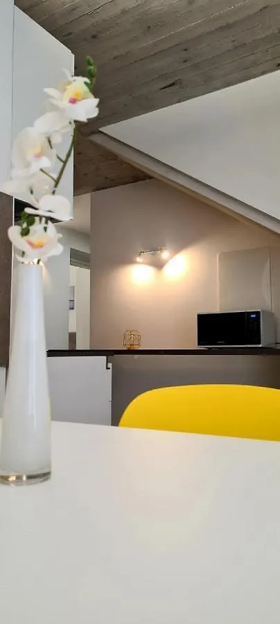 Apartment Home De Curtis Catania Italy