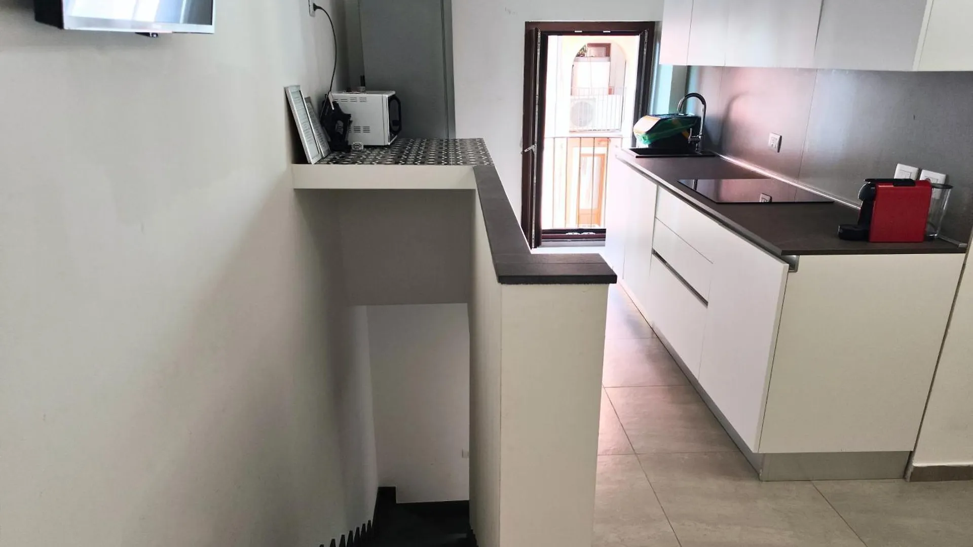 Home De Curtis Catania Italy
