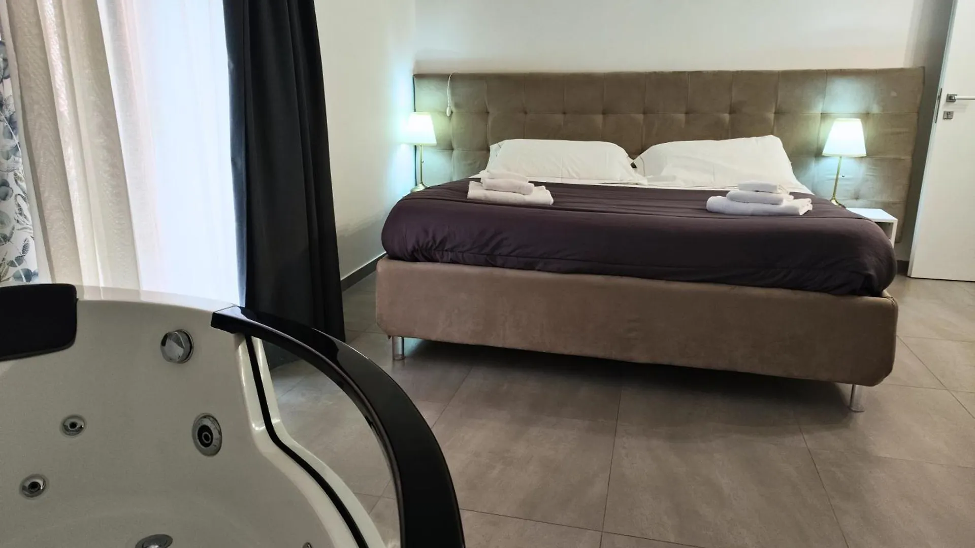 Home De Curtis Catania