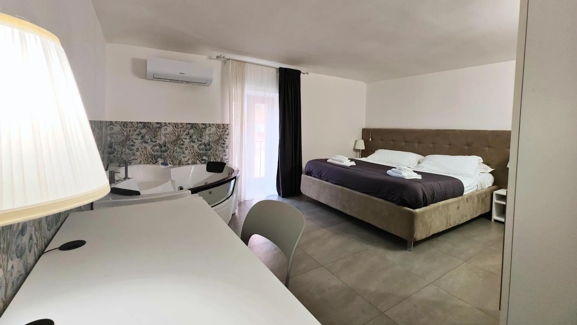 Home De Curtis Catania 0*,  Italy