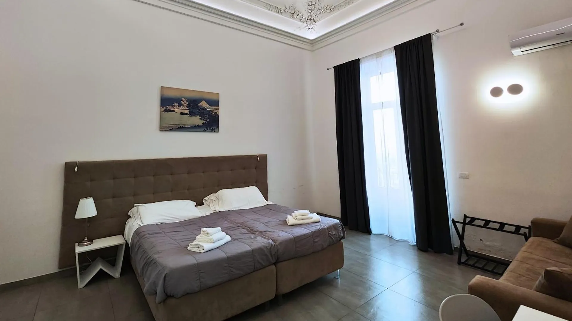 Home De Curtis Catania Apartment