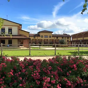  Alloggio per agriturismo Il Boschetto Italia